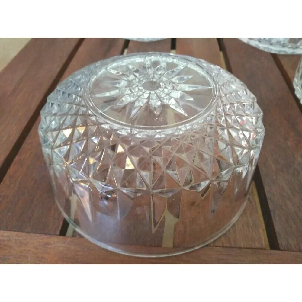 Set of 4 bowls salad dessert Cut glass Arcoroc MADE IN USA Star Burst pattern